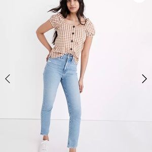 Madewell Jeans. Mom Jean in Harnett Wash. Size 29.
